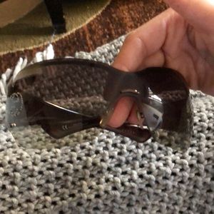 Gucci sunglasses like new